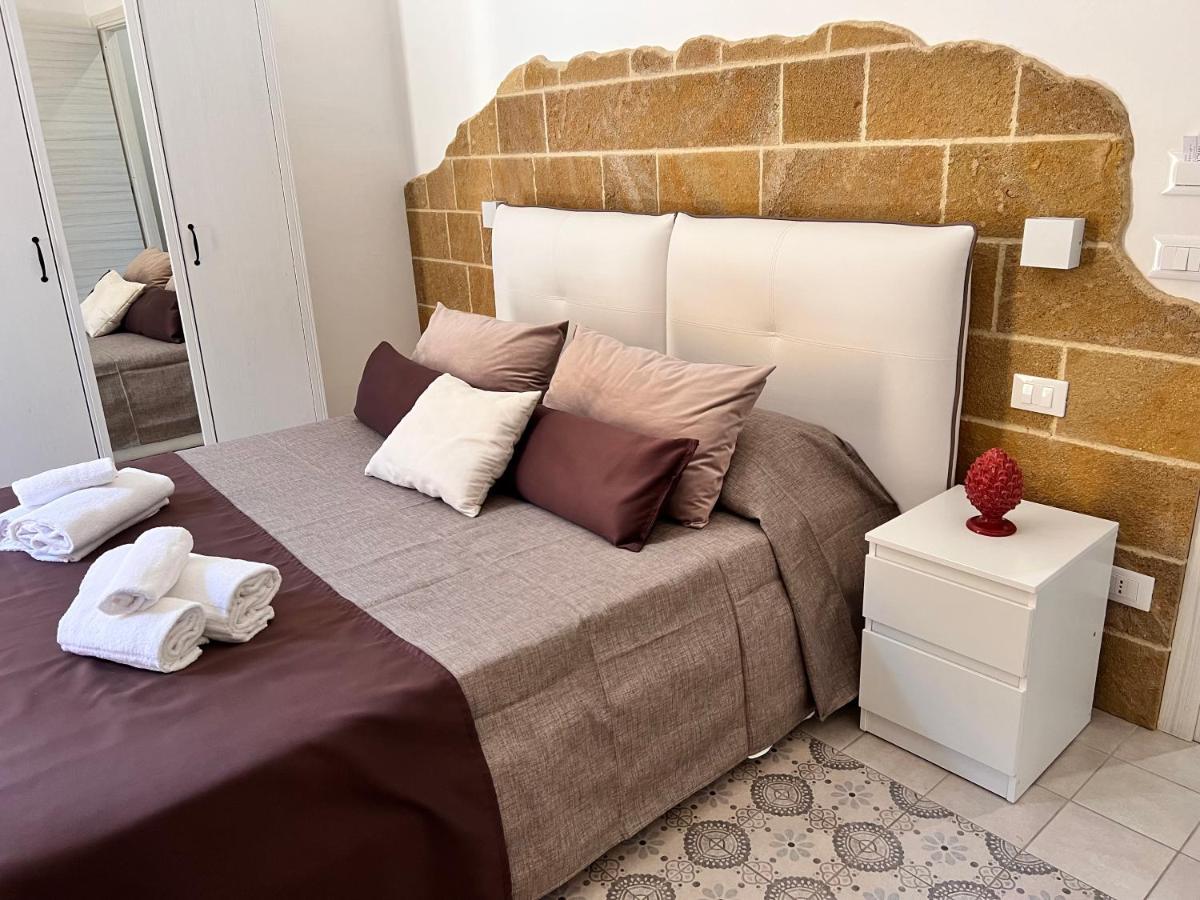 Bed and Breakfast Ospitalita Siciliana Noto Exterior foto